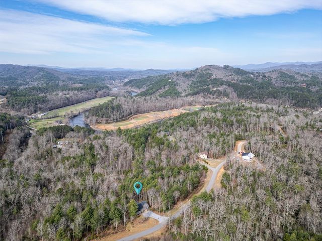 325 River Mountain Road, Murphy, NC 28906