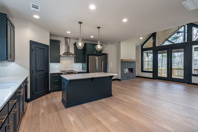 325 River Mountain Road, Murphy, NC 28906