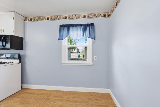 14 Jackson Avenue S, Hopkins, MN 55343