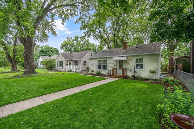 14 Jackson Avenue S, Hopkins, MN 55343