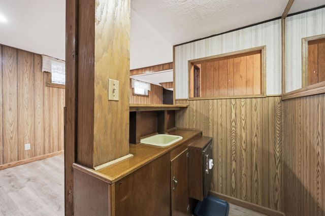 14 Jackson Avenue S, Hopkins, MN 55343
