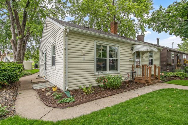 14 Jackson Avenue S, Hopkins, MN 55343