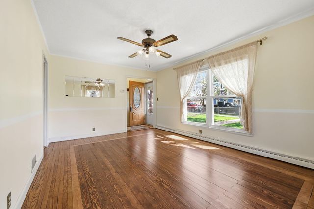 14 Jackson Avenue S, Hopkins, MN 55343
