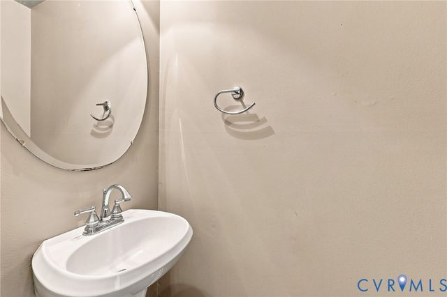 3522 Fairfield Rd, Powhatan, VA 23139