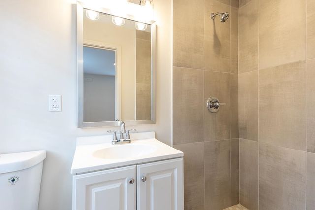 4958 WELCHSHIRE AVE, Memphis, TN 38117