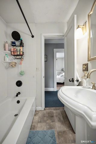 80 Concord Street, Waterbury, CT 06710