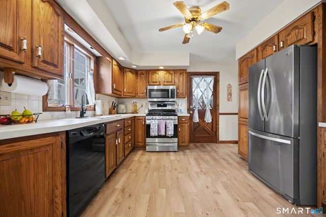 80 Concord Street, Waterbury, CT 06710