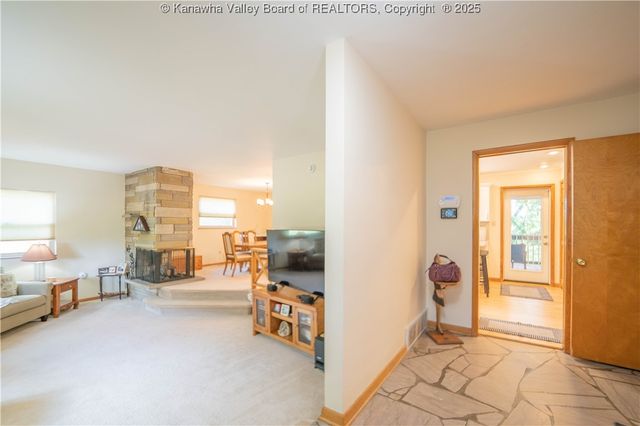 868 Alta Road, Charleston, WV 25314