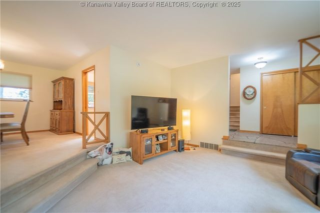 868 Alta Road, Charleston, WV 25314