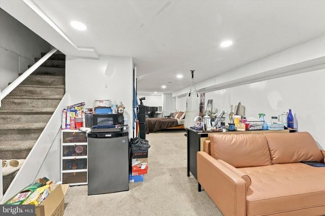 556 N SYCAMORE AVE, Clifton Heights, PA 19018