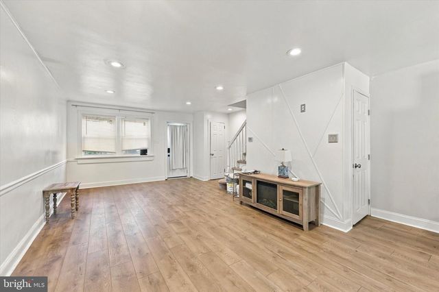 556 N SYCAMORE AVE, Clifton Heights, PA 19018
