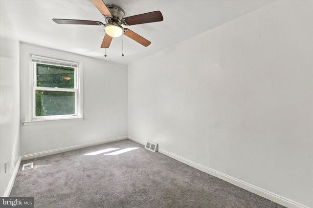 556 N SYCAMORE AVE, Clifton Heights, PA 19018
