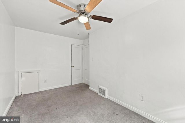 556 N SYCAMORE AVE, Clifton Heights, PA 19018