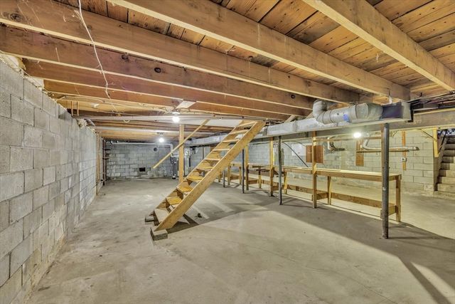 241 Old Bass River Rd, Dennis, MA 02660