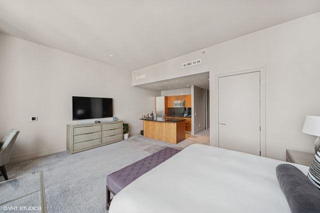 401 N Wabash Avenue 2504, Chicago, IL 60611