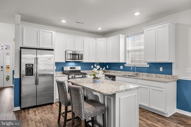 25 CANAL STREET, Eastampton, NJ 08060