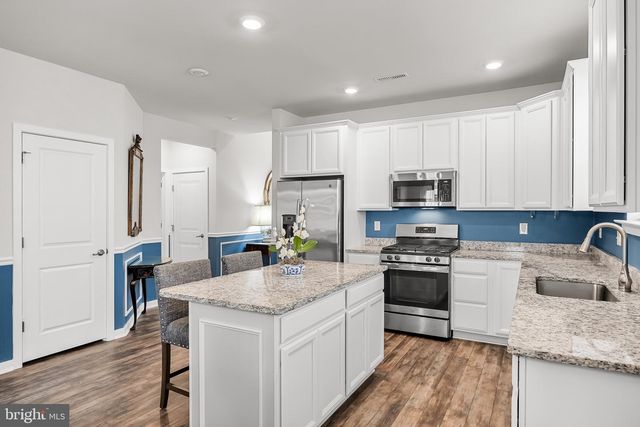 25 CANAL STREET, Eastampton, NJ 08060