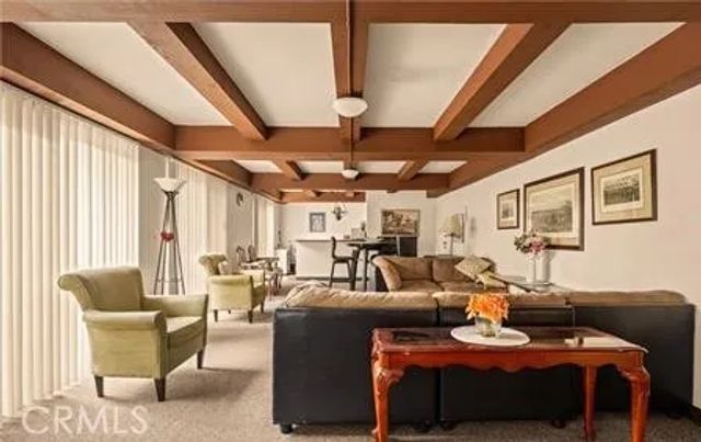 365 Burchett Street 303, Glendale, CA 91203
