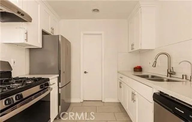 365 Burchett Street 303, Glendale, CA 91203