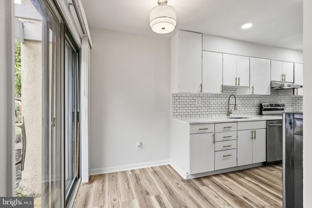2292 WHITE CORNUS LN, Reston, VA 20191