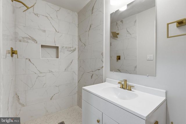 2292 WHITE CORNUS LN, Reston, VA 20191