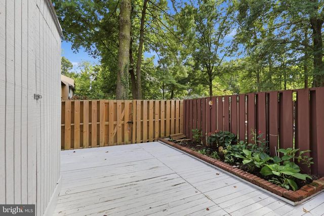 2292 WHITE CORNUS LN, Reston, VA 20191