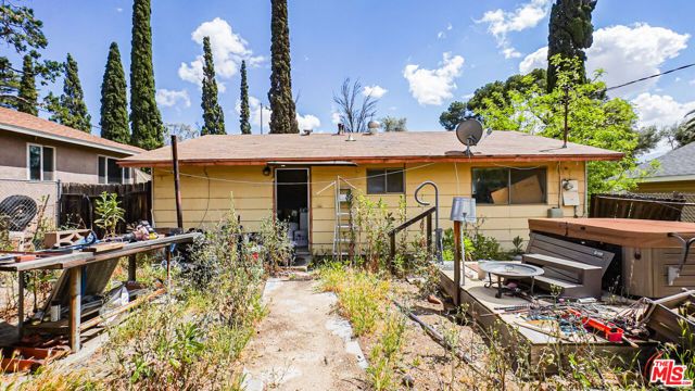1081 N San Gorgonio Avenue, Banning, CA 92220