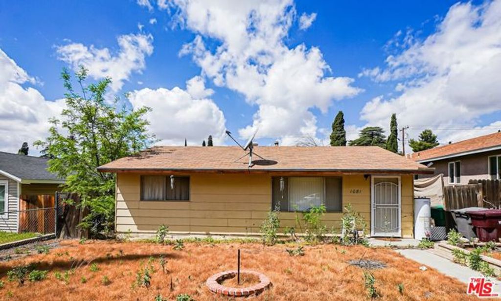 1081 N San Gorgonio Avenue, Banning, CA 92220