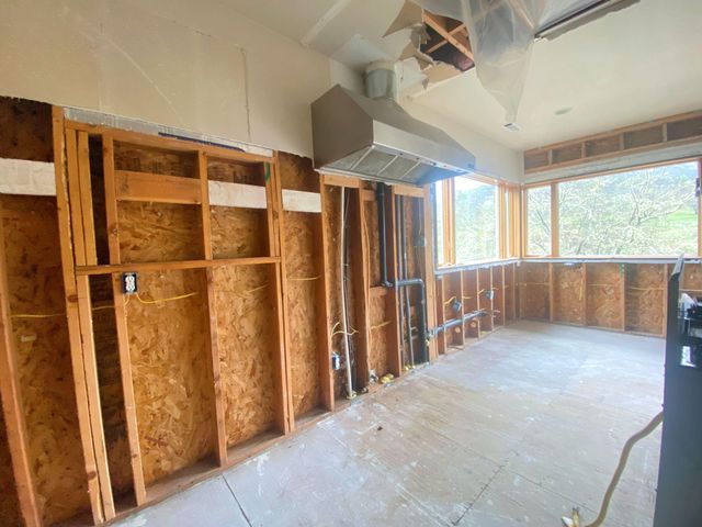 171 Yale Creek Road, Jacksonville, OR 97530