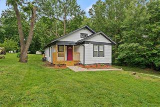 1007 S Crisp Avenue, Independence, MO 64054