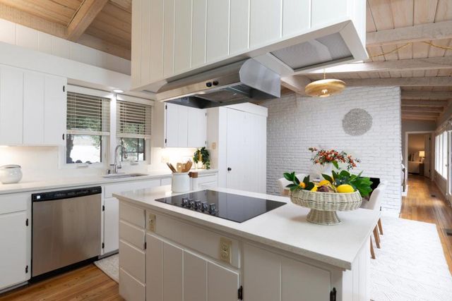 25165 Stewart Place, Carmel, CA 93923