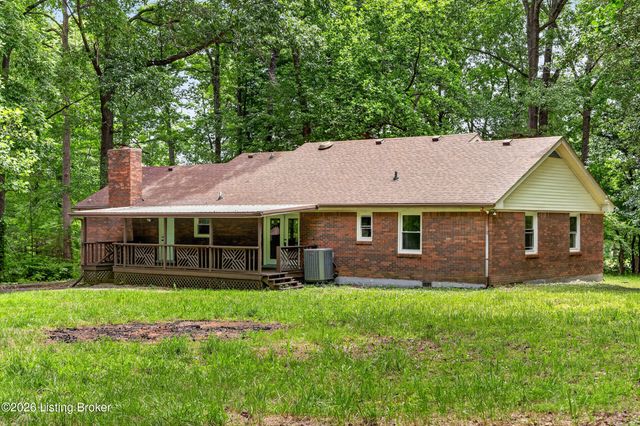 251 Colyer Ln, Shepherdsville, KY 40165