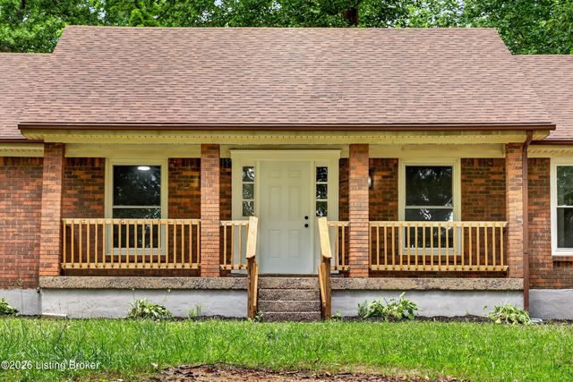 251 Colyer Ln, Shepherdsville, KY 40165