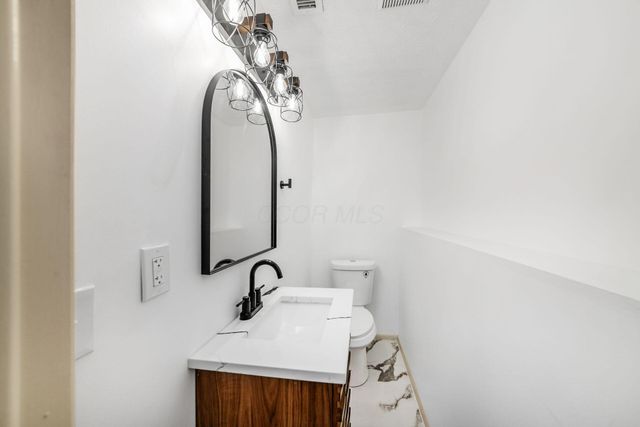 3800 Mount Hood Court, Columbus, OH 43230