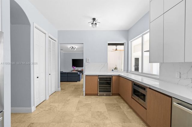 16800 SW 190th St, Miami, FL 33187