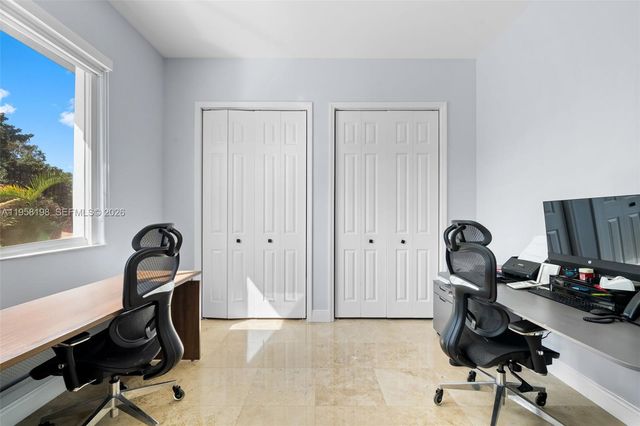 16800 SW 190th St, Miami, FL 33187