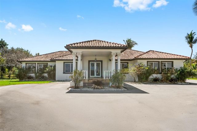 16800 SW 190th St, Miami, FL 33187