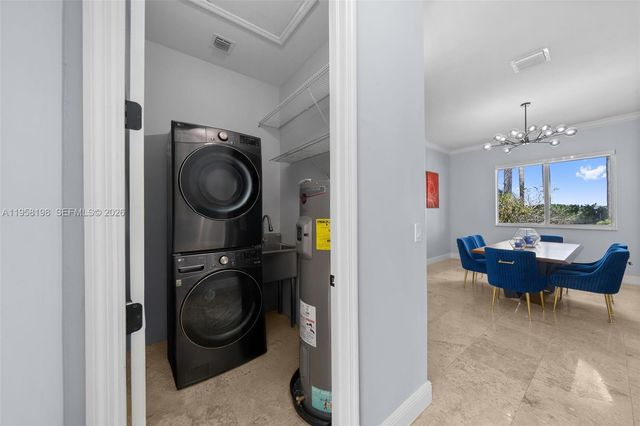 16800 SW 190th St, Miami, FL 33187