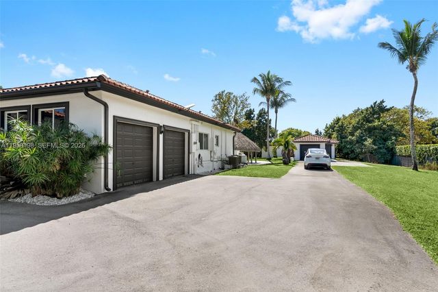 16800 SW 190th St, Miami, FL 33187