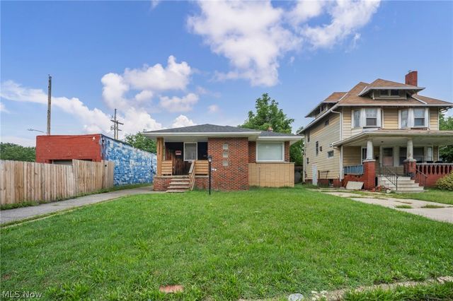 12505 Arlington Avenue, Cleveland, OH 44108
