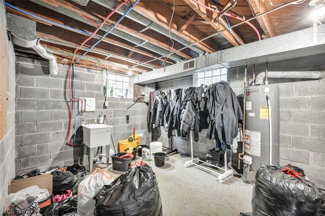 12505 Arlington Avenue, Cleveland, OH 44108