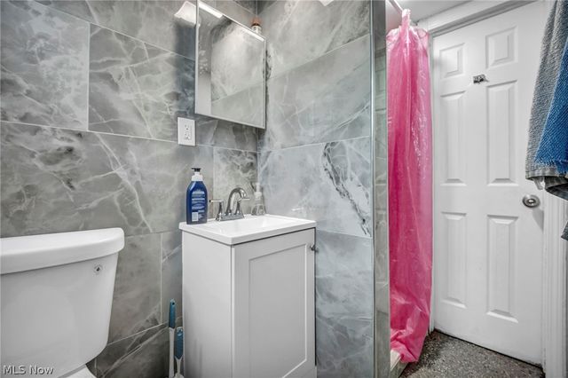 12505 Arlington Avenue, Cleveland, OH 44108