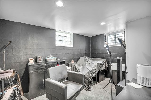 12505 Arlington Avenue, Cleveland, OH 44108