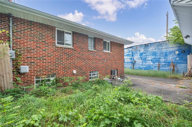 12505 Arlington Avenue, Cleveland, OH 44108