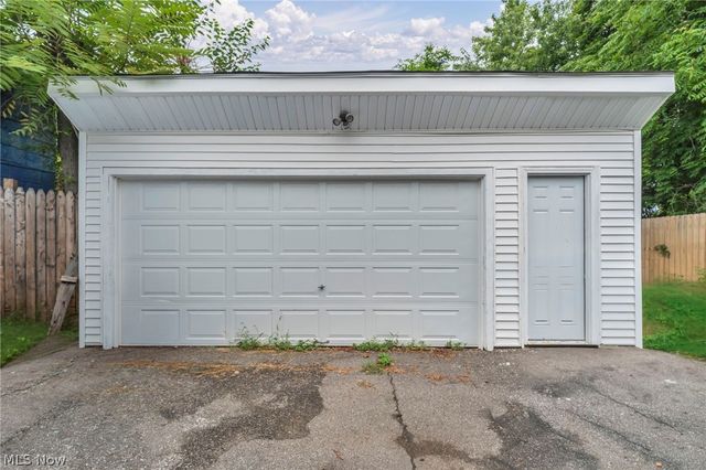 12505 Arlington Avenue, Cleveland, OH 44108