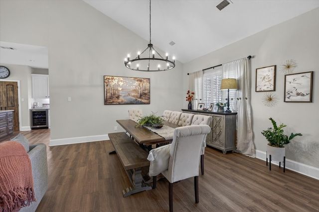233 Saint Andrews Drive E, Mabank, TX 75156