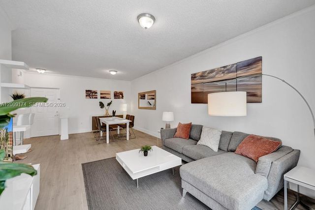 17100 N Bay Rd 1511, Sunny Isles Beach, FL 33160