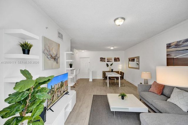 17100 N Bay Rd 1511, Sunny Isles Beach, FL 33160