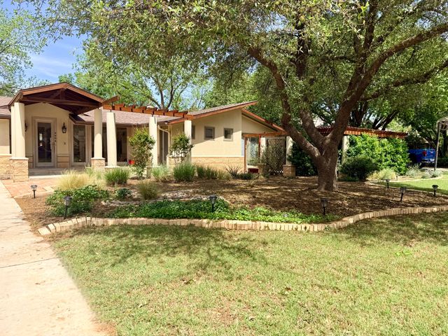 4406 15th Street, Lubbock, TX 79416