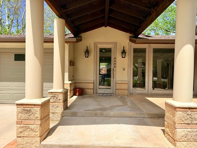 4406 15th Street, Lubbock, TX 79416